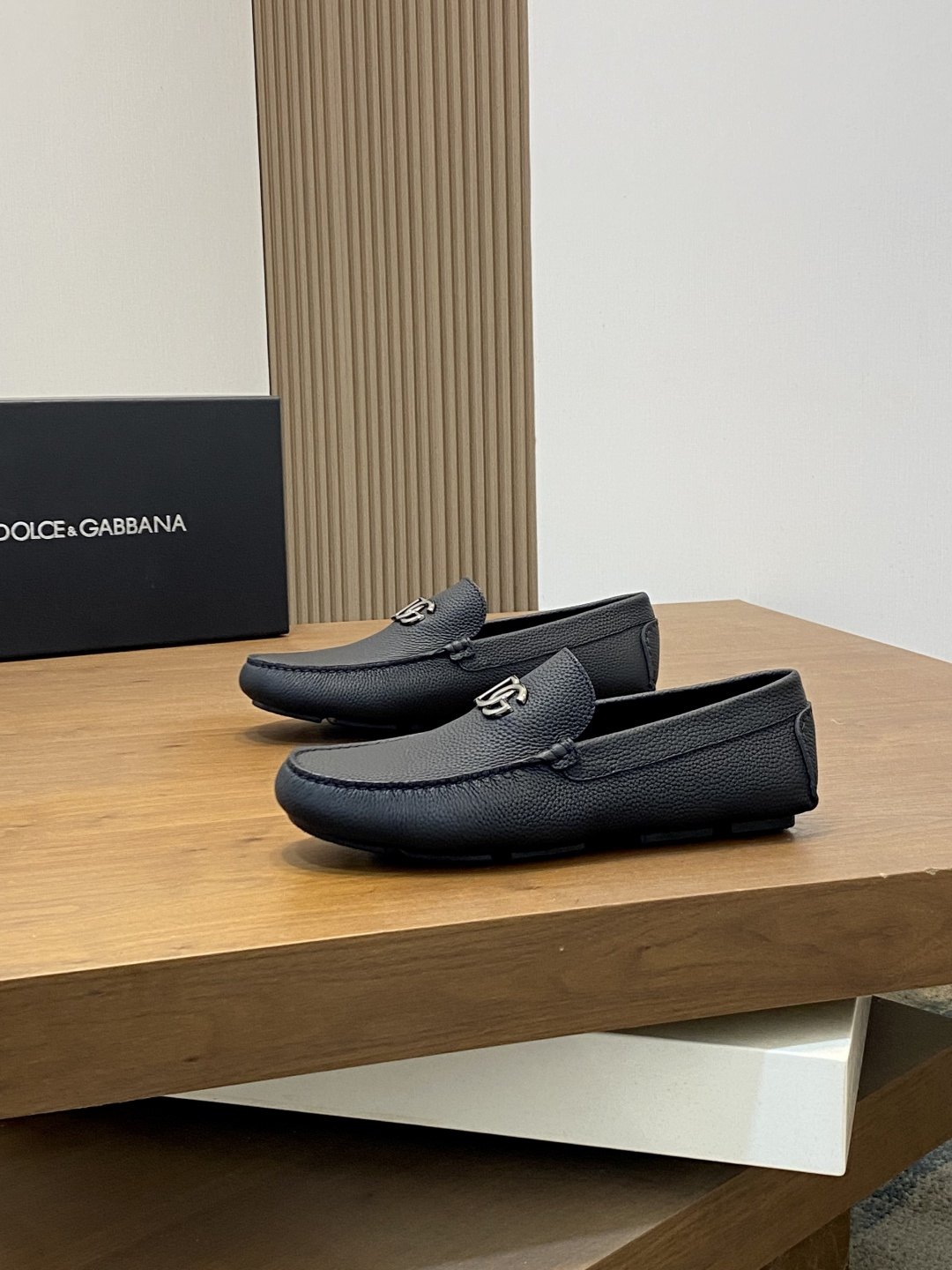 olce & Gabbana shoe